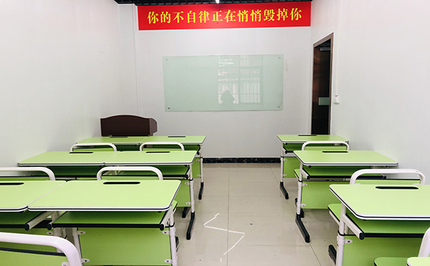 樂學教育官網淺談一下自負的藝考生該怎么教育? 樂學教育官網淺談一下自負的藝考生該怎么教育?